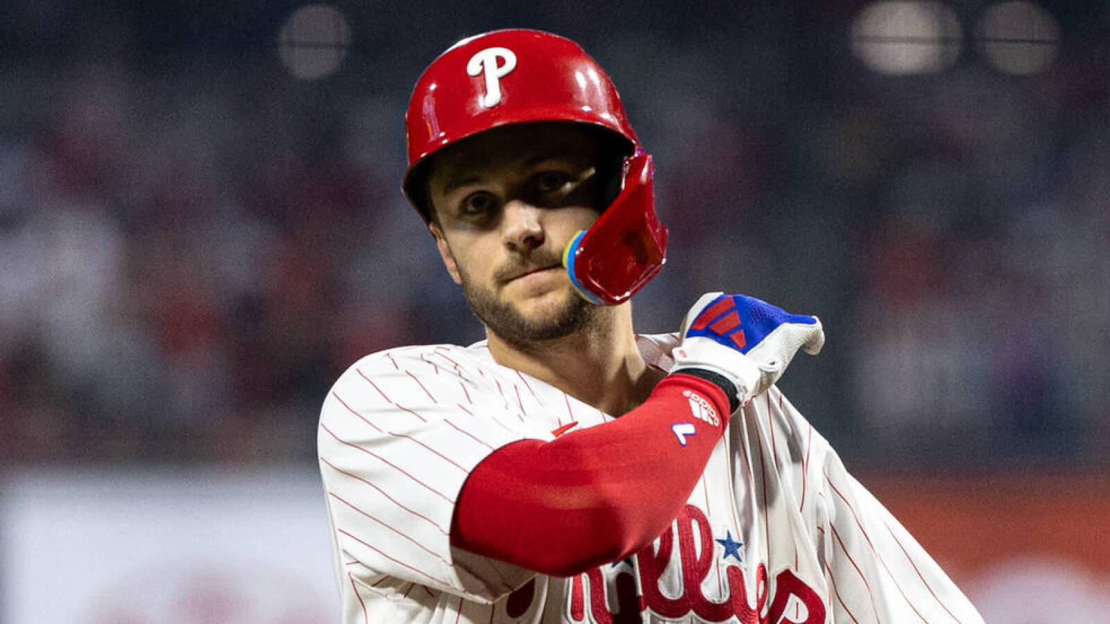 Watch Phillies fans had cool gesture for struggling Trea Turner