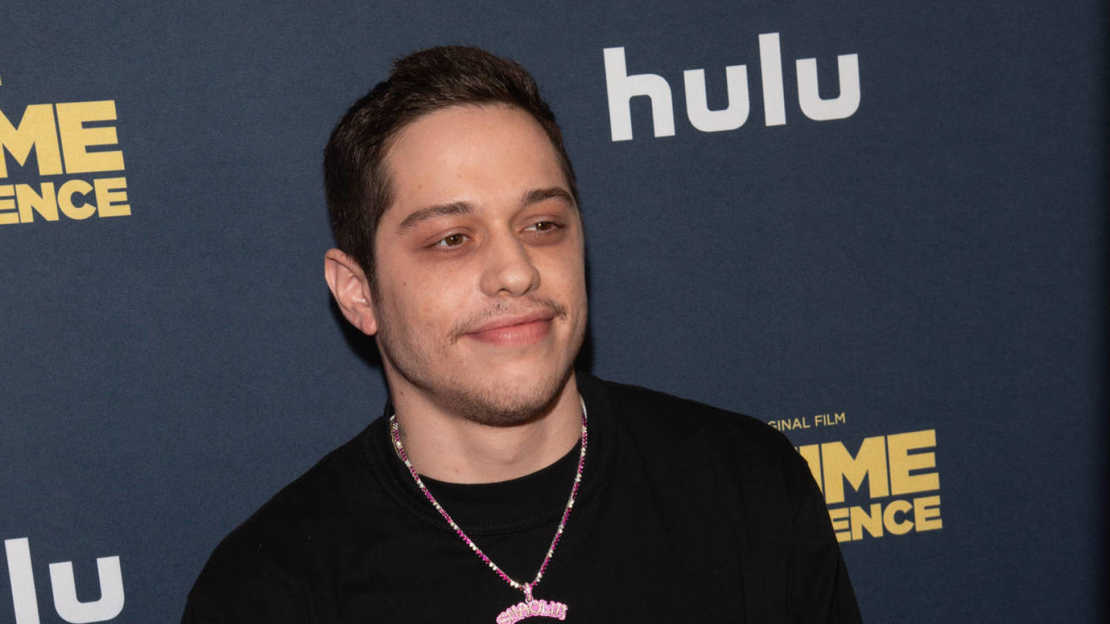 picture Pete Davidson Dave Chappelle Look Alike https www yardbarker com entertainment articles pete davidson pumped to finally move out of his moms house s1 13132 34553657