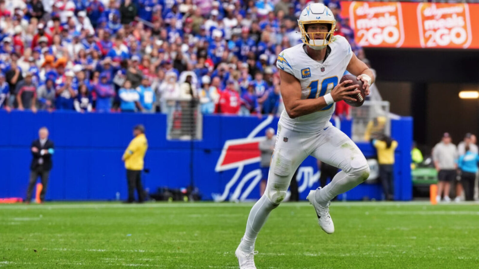Los Angeles Chargers Provide Important Update On Justin Herbert Trade ...