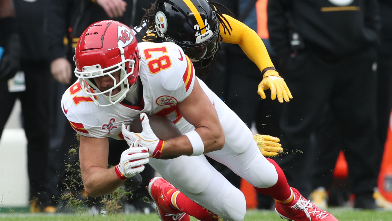 Travis Kelce breaks Chiefs record for career receiving touchdowns ...