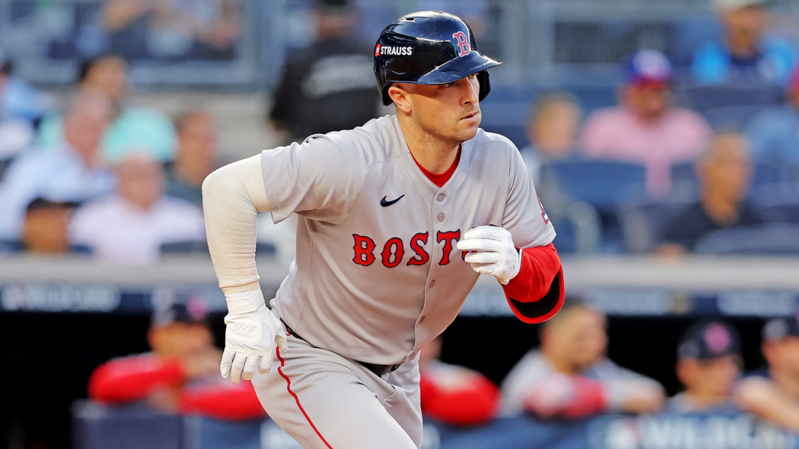 https://www.yardbarker.com/media/c/0/c065edd2d3450ba2426a5862929326bc030728ec/thumb_16x9/red-sox-go-losing-alex-bregman.jpg?v=3