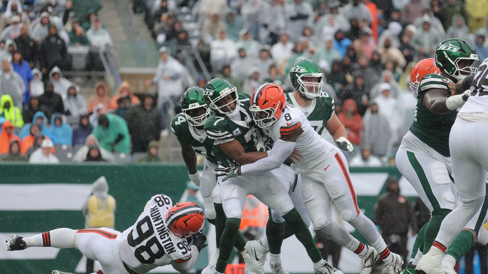Browns and Steelers Prepare for Week 8 Clash