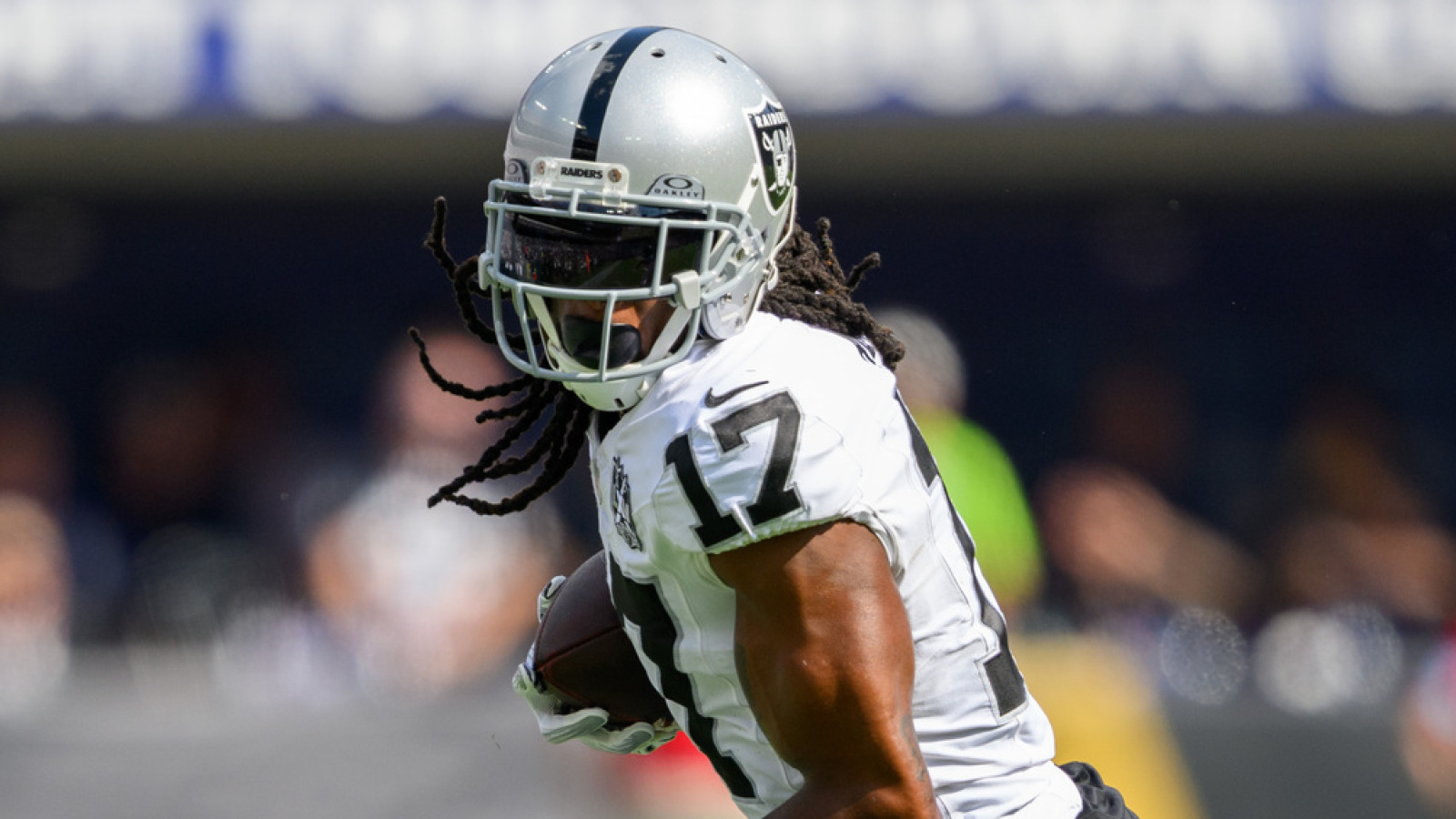 Steelers Receive Great News Regarding A Potential Davante Adams Trade