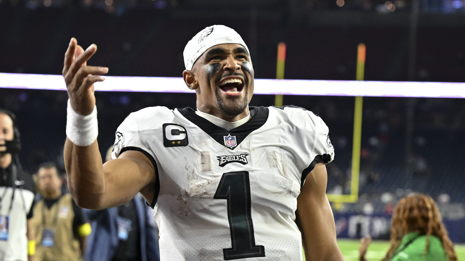 Analyst predicts Eagles will finish regular season 17-0 - Vimarsana News