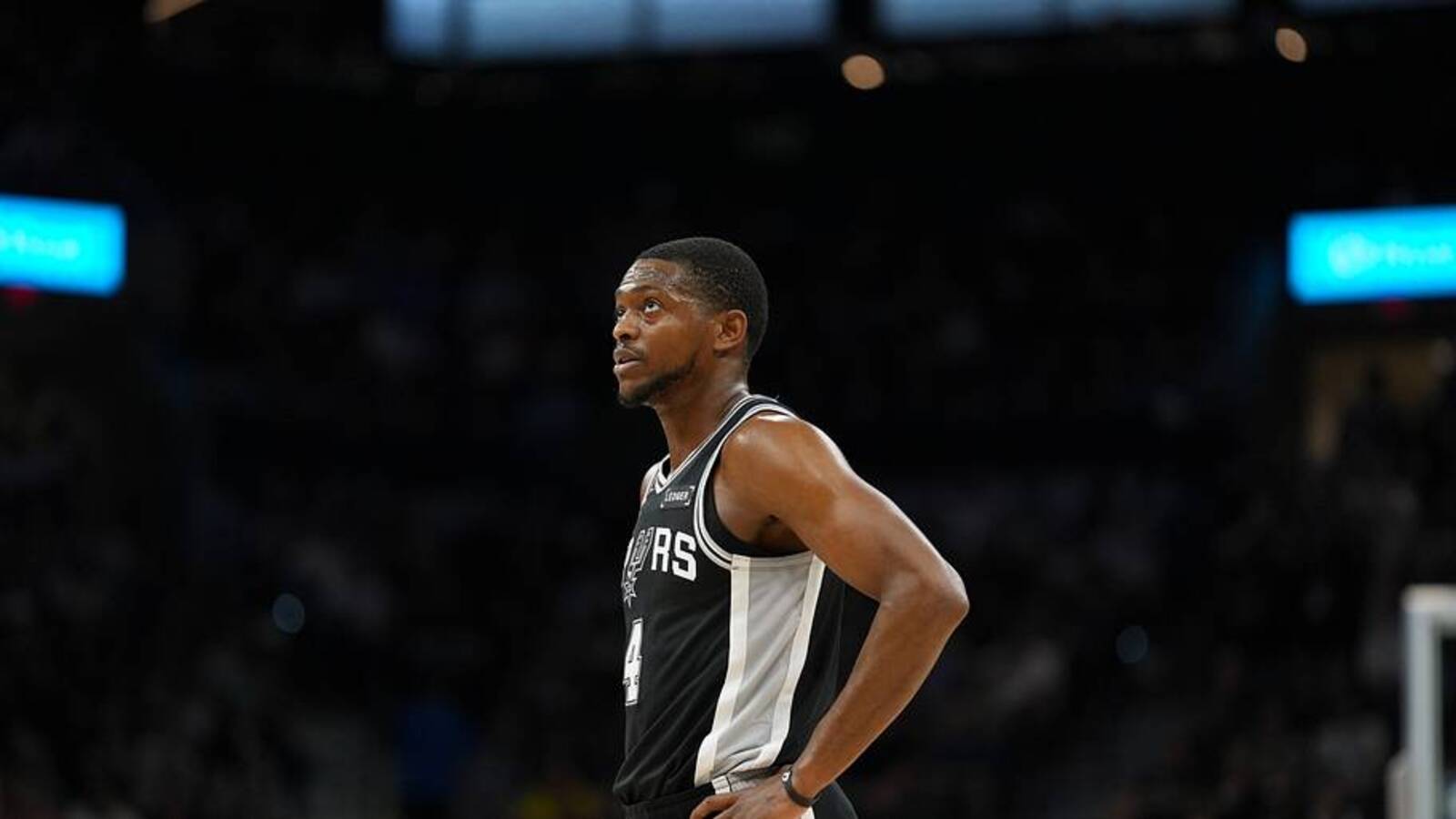 The Spurs must make this crucial De'Aaron Fox decision