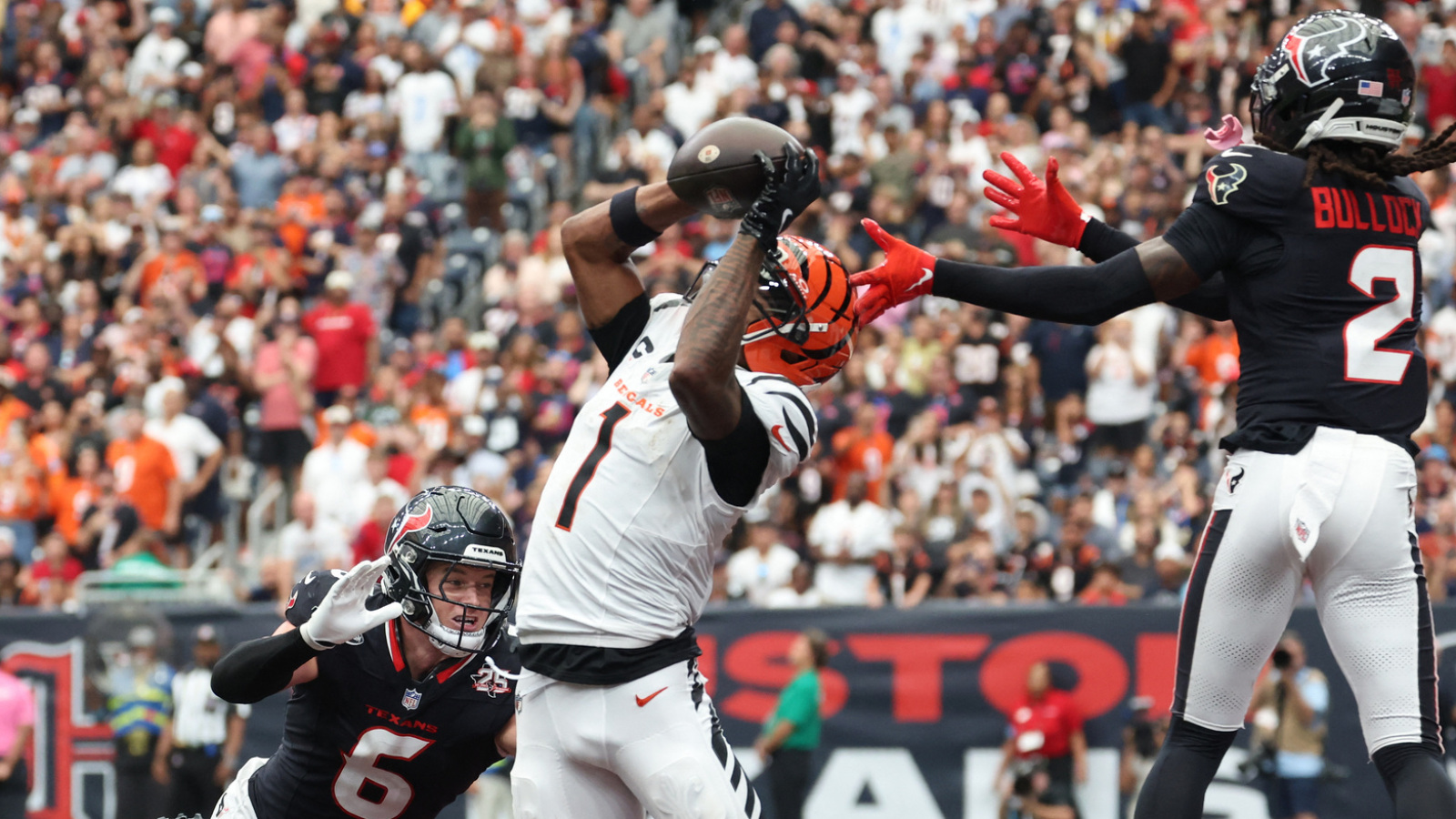 https://www.yardbarker.com/media/c/1/c17cb6f0f3d104c4f2d37e76d1ab0afee95243d0/thumb_16x9/multi-td-catch-leaders-team-quiz.jpg?v=2
