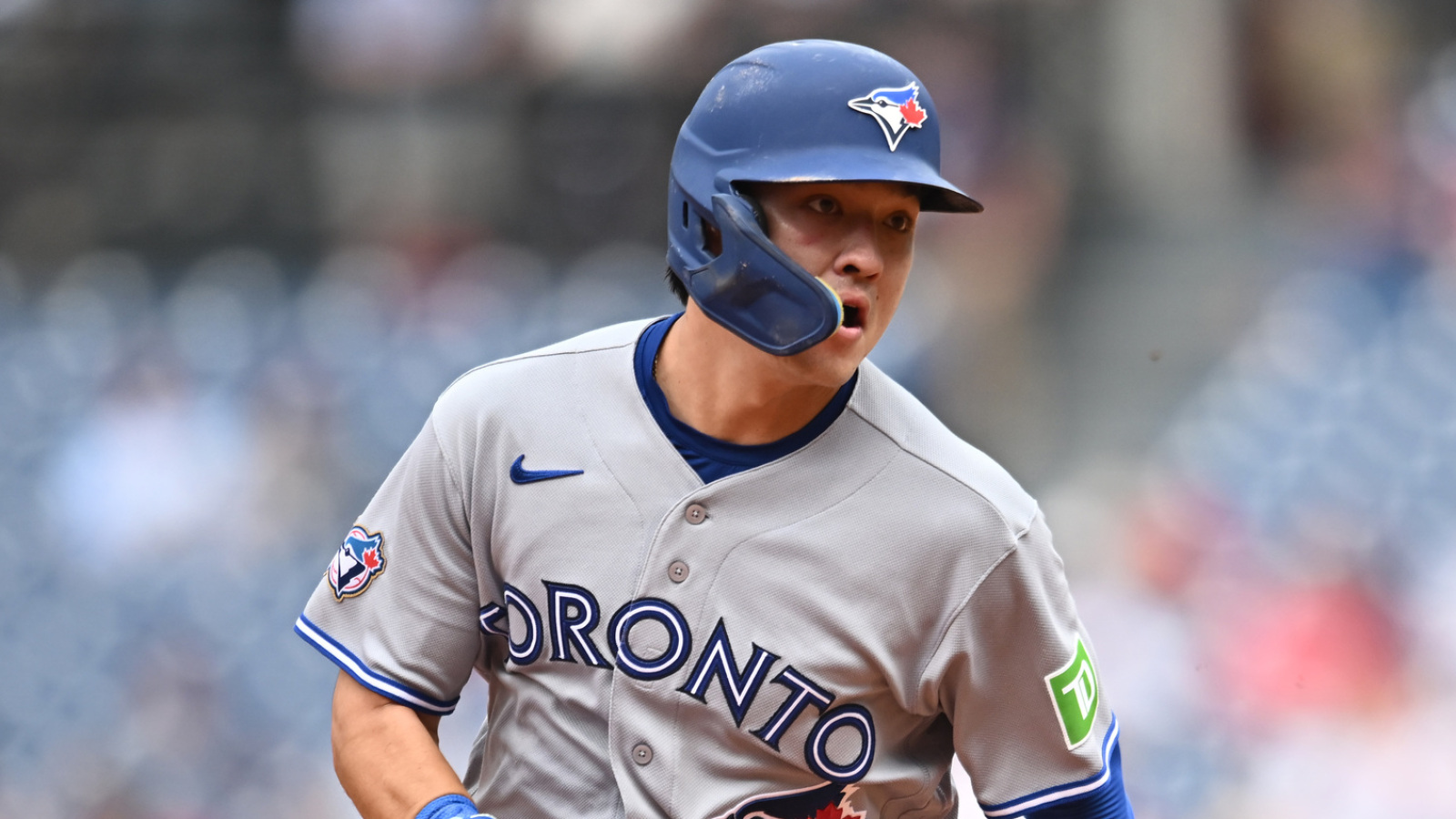 Brett Bateman Hits First Two MLB Home Runs in Consecutive Games