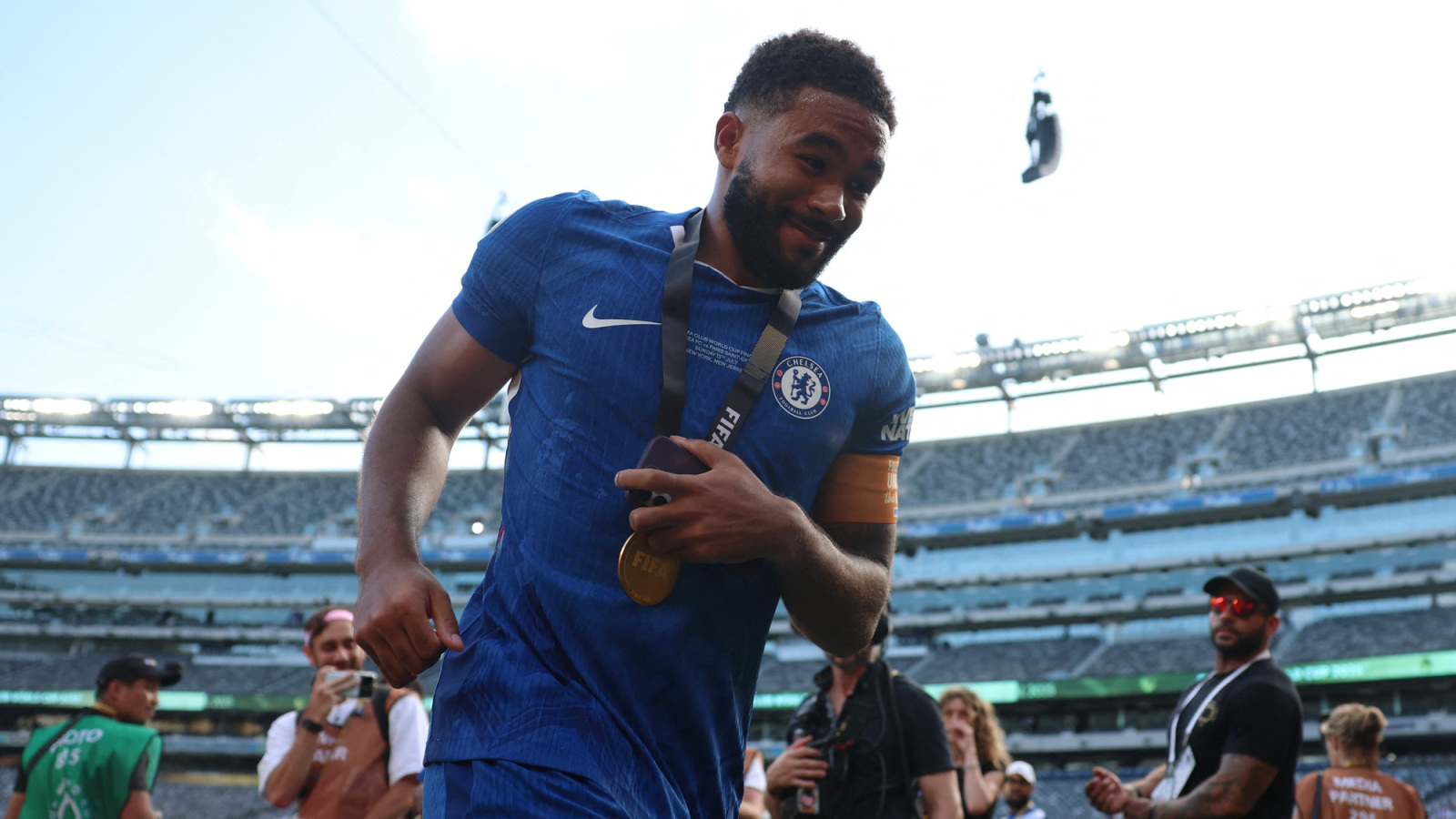 Match Report: Feeble Chelsea continue their spiral with weak 1-0 defeat to Newcastle