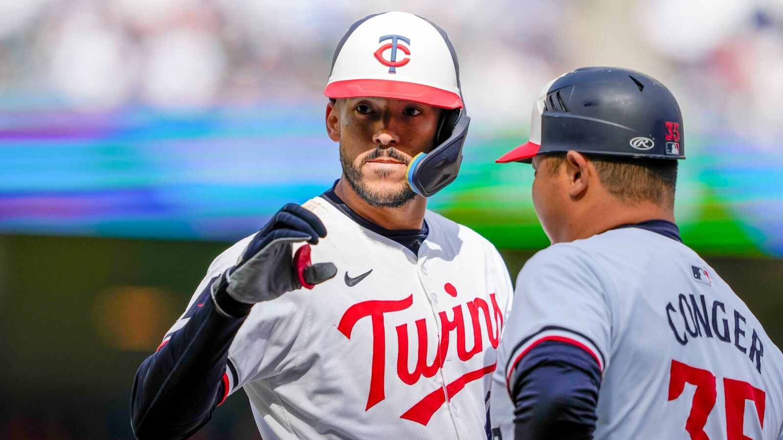 Injury Won’t Stop Carlos Correa From Performing His Duties as Twins ...