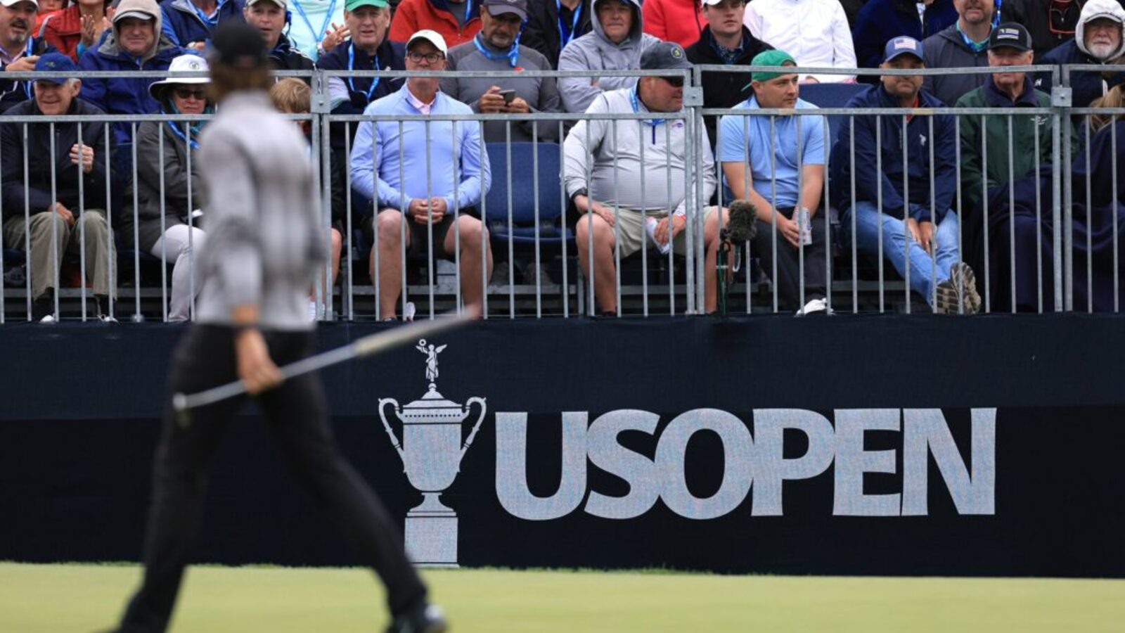Flight diverted for mid-flight medical emergency; seven PGA Tour Americas players reach U.S. Open qualifier venue after overnight delay