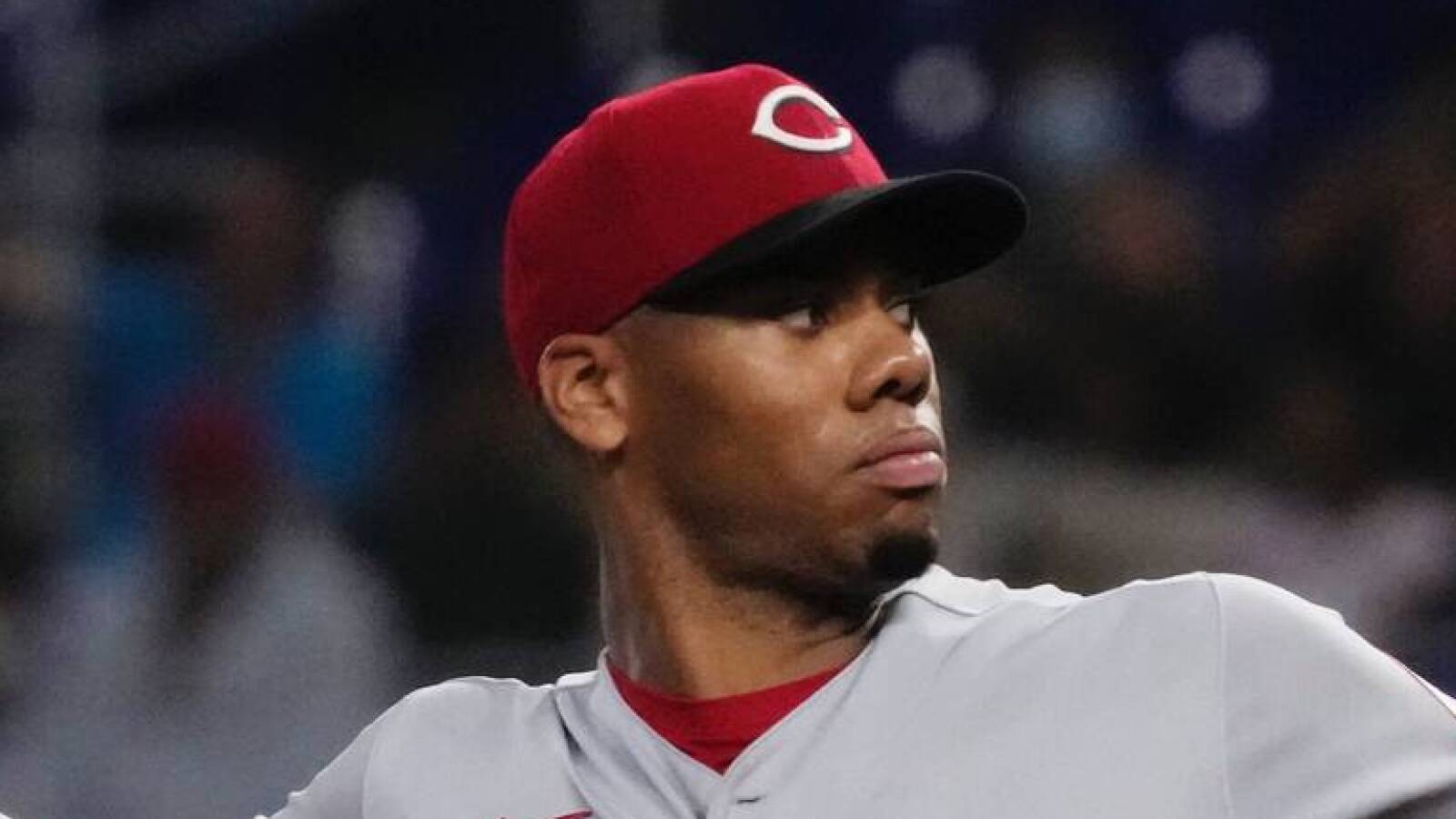 Reds place Hunter Greene on 15-day IL with shoulder strain - Vimarsana News
