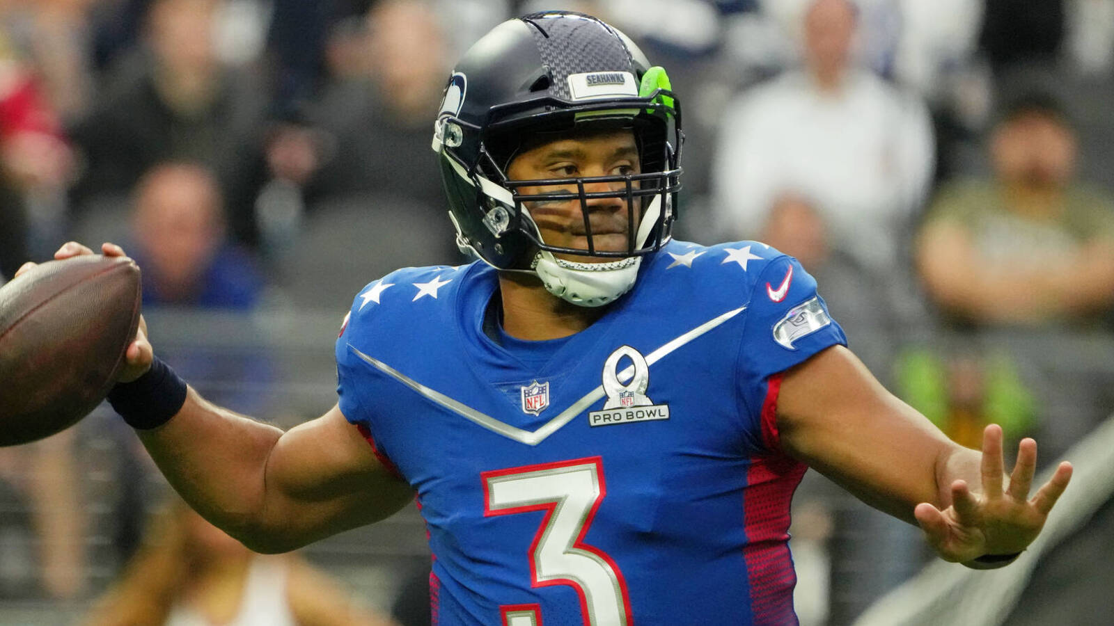Buccaneers, Steelers betting favorites to land Russell