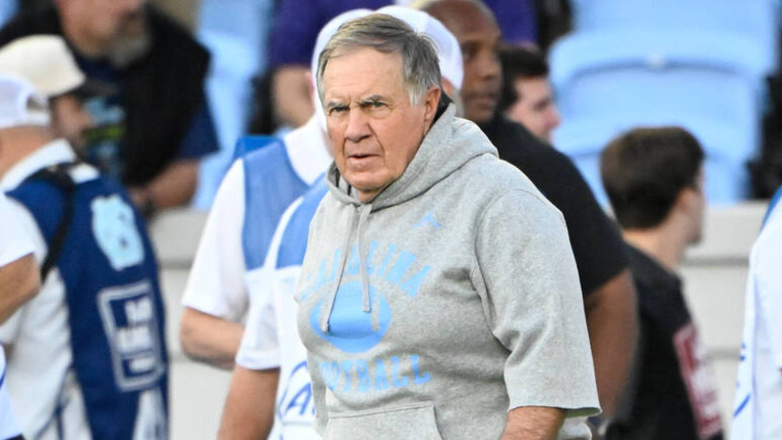 https://www.yardbarker.com/media/c/2/c28795325bbb76d505b3a4006069ad7be8666ff2/thumb_16x9/bill-belichick-pulls-vintage-move-depth-chart.jpg?v=1