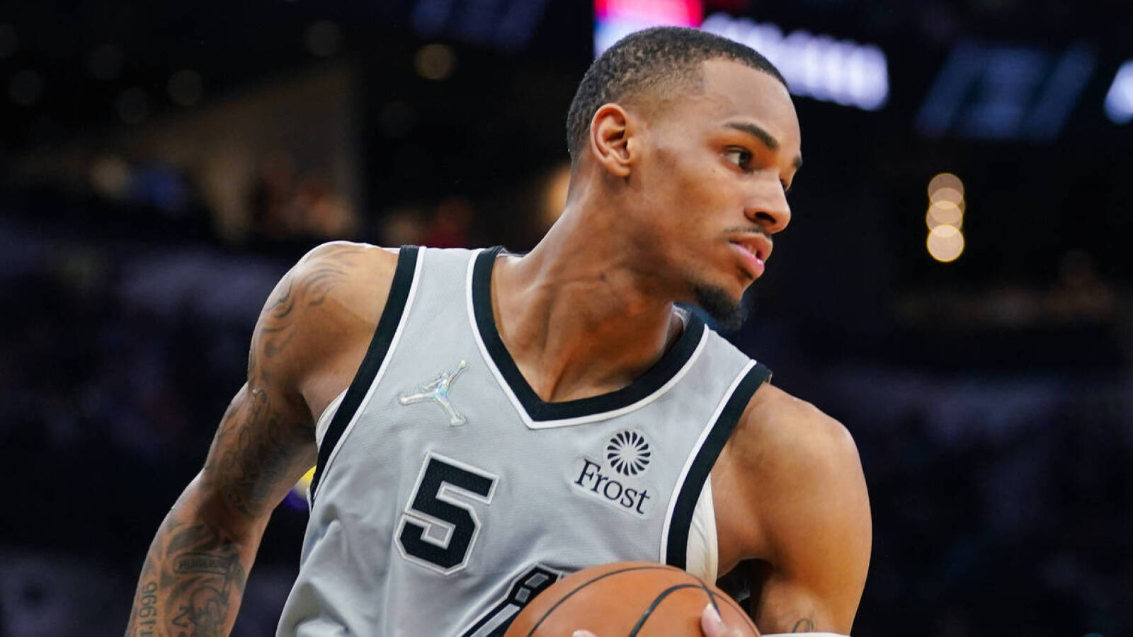 WATCH: Dejounte Murray, Paolo Banchero are feuding following highlight dunk  at pro-am game 