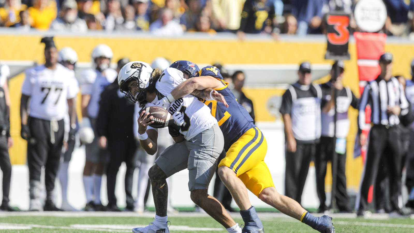 https://www.yardbarker.com/media/c/3/c34800171266cd1d6af6b45a400f2fe34097dba3/thumb_16x9/colorado-qb-julian-lewis-gets-brutally-pulled.jpg