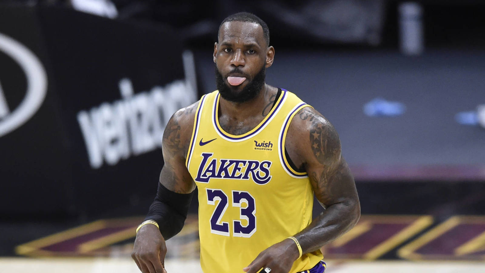 Lakers News: LeBron James' No. 6 Jerseys Are Here. - All Lakers