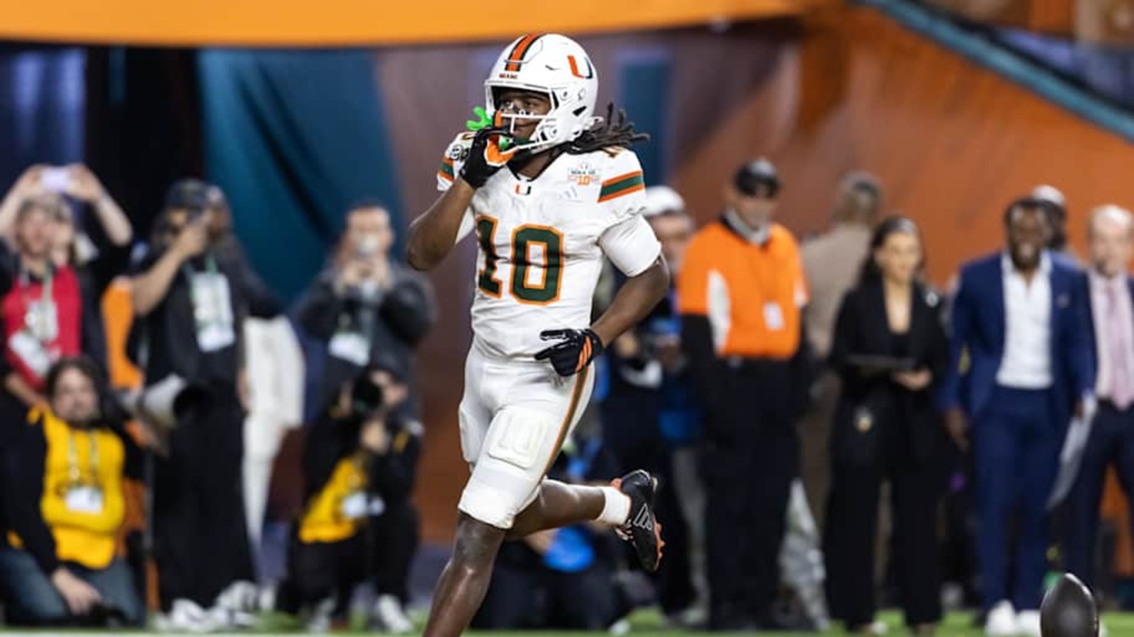 Miami's Superstar Receiver Enters His Sophomore Season, 'As if Nobody ...