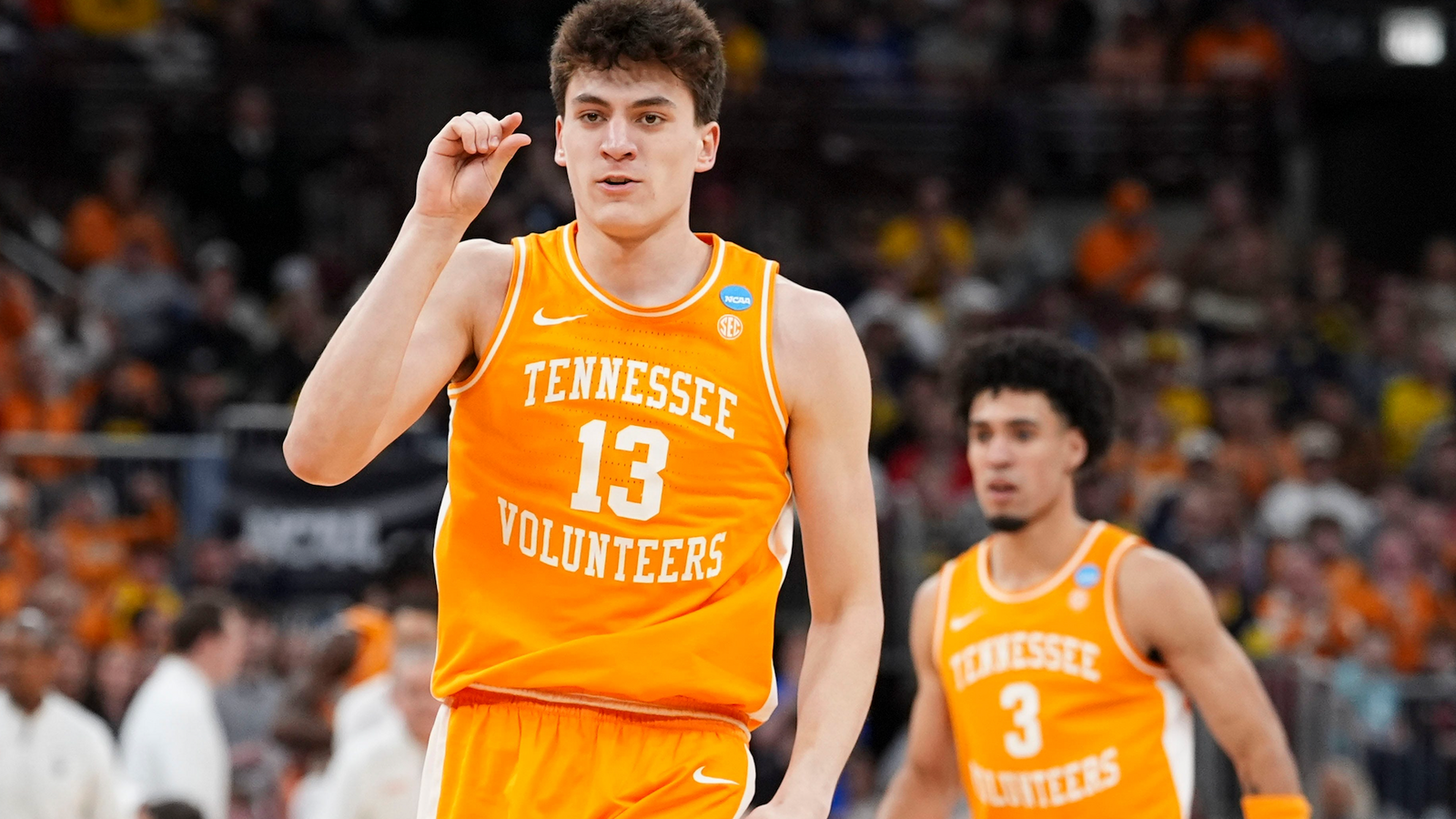 Vols fans are wondering if JP Estrella could return to Tennessee in the wake of Michigan's coaching change