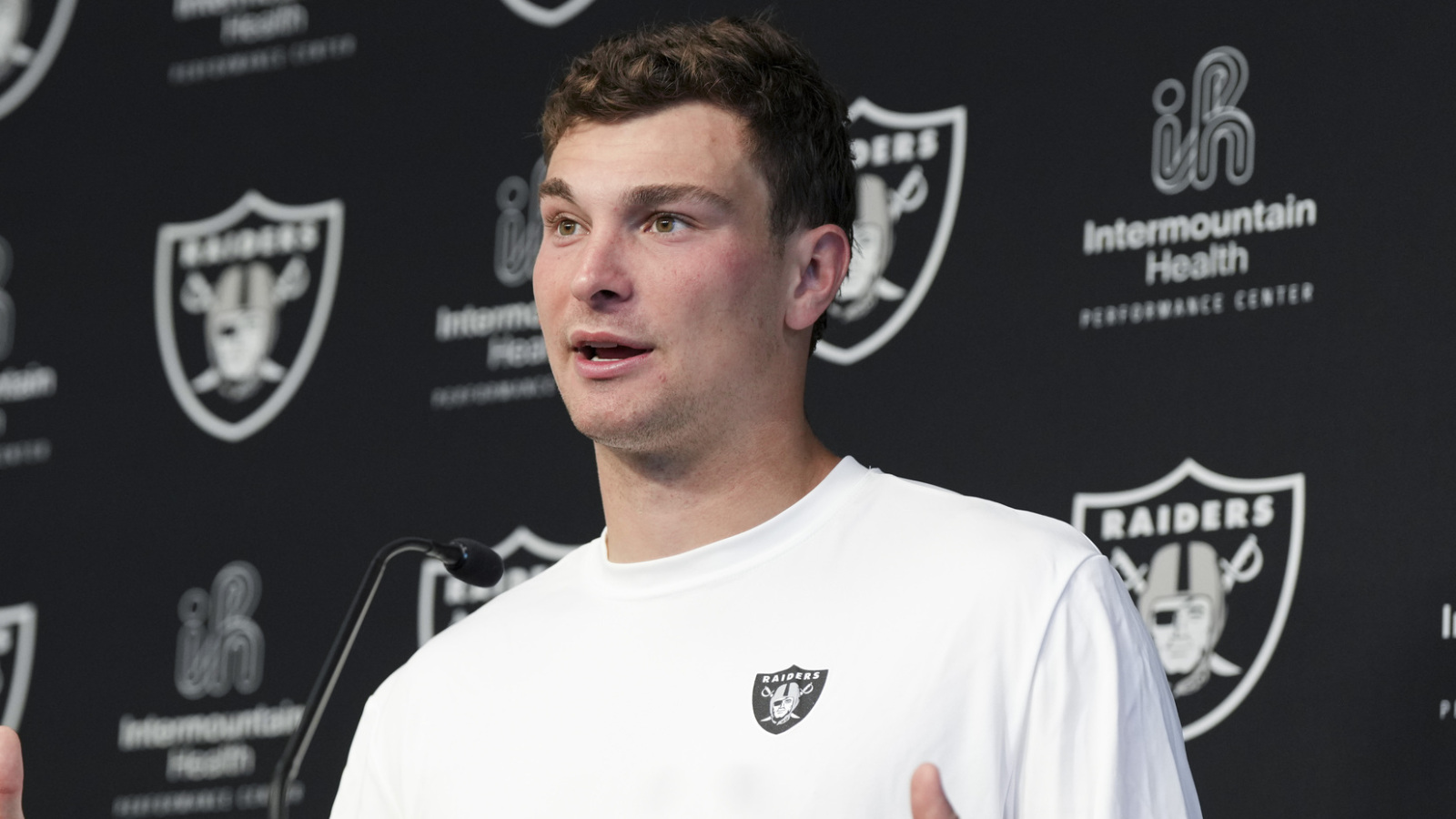 This Raiders' Mendoza, Cousins plan is reportedly 'on the table ...