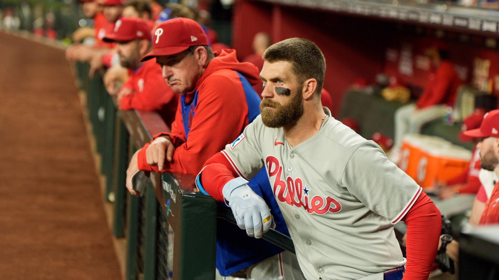 https://www.yardbarker.com/media/c/3/c3acec956d151302a0b9b00b23f06dcf5831cd2f/thumb_16x9/phillies-save-philadelphia-miserable-sports.jpg?v=1