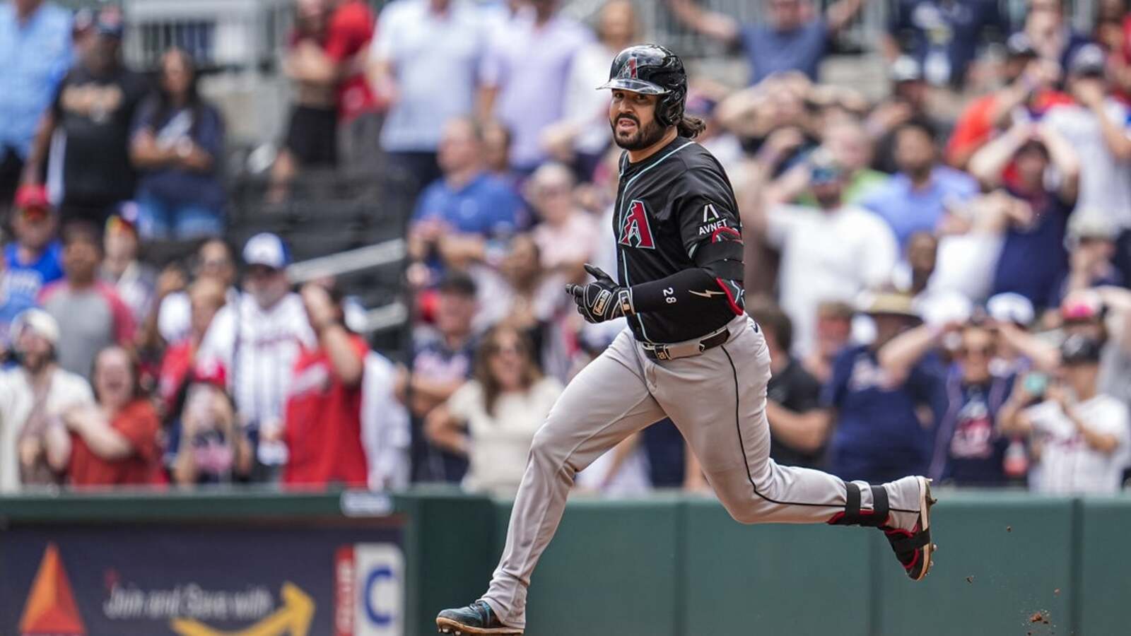 MLB roundup: D-backs score 7 in ninth to stun Braves | Yardbarker