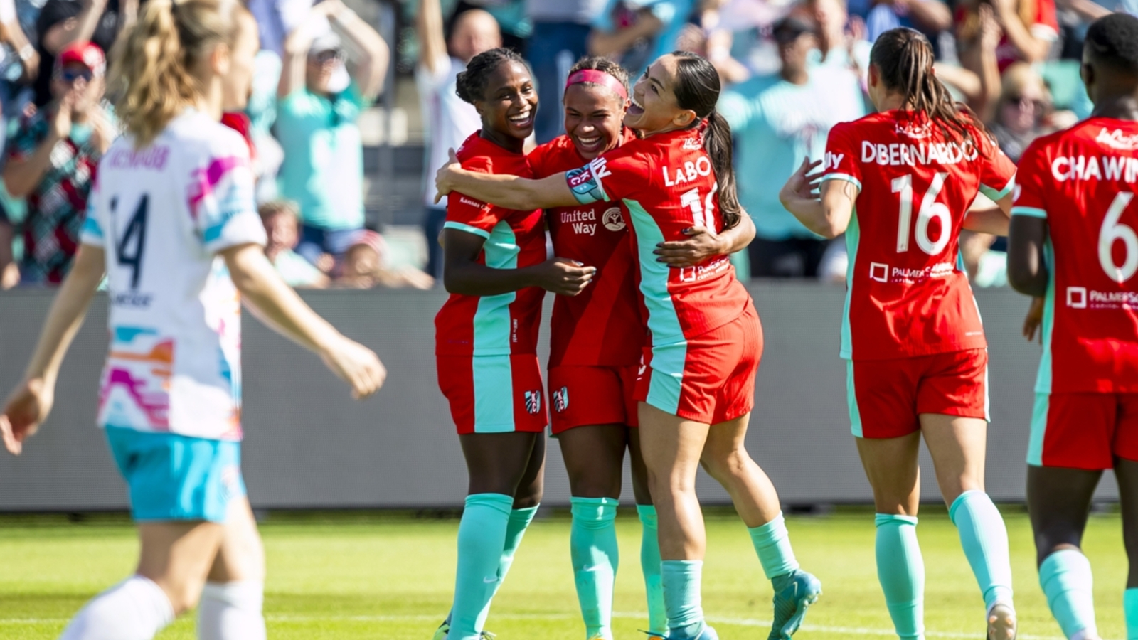 Another record for Temwa Chawinga as Current beat Wave Yardbarker