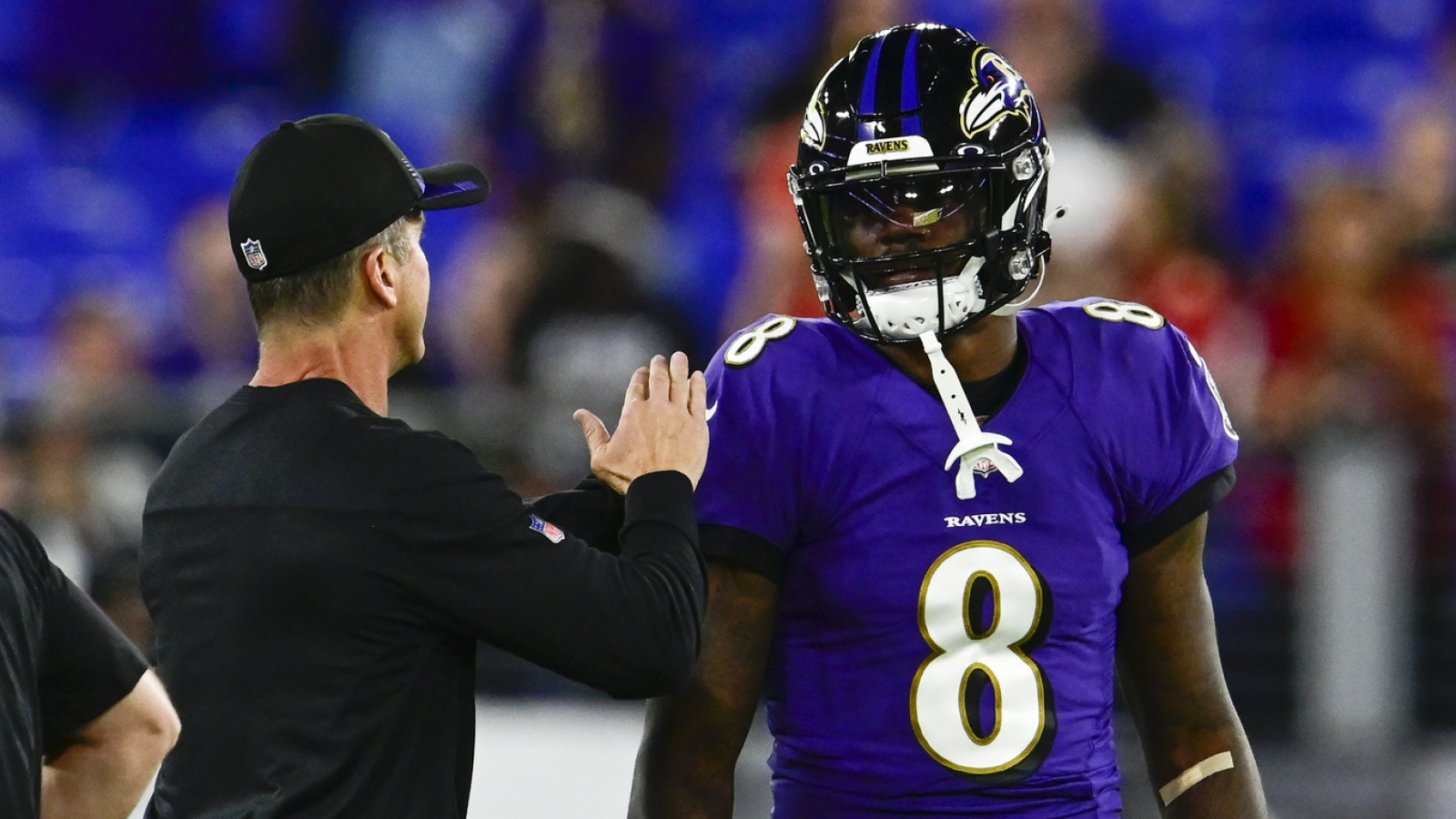 https://www.yardbarker.com/media/c/3/c3e3fee378f2de7b76755a736fb5029e9daa8c7b/thumb_16x9/ravens-john-harbaugh-talks-lamar-jackson-injury.jpg?v=1