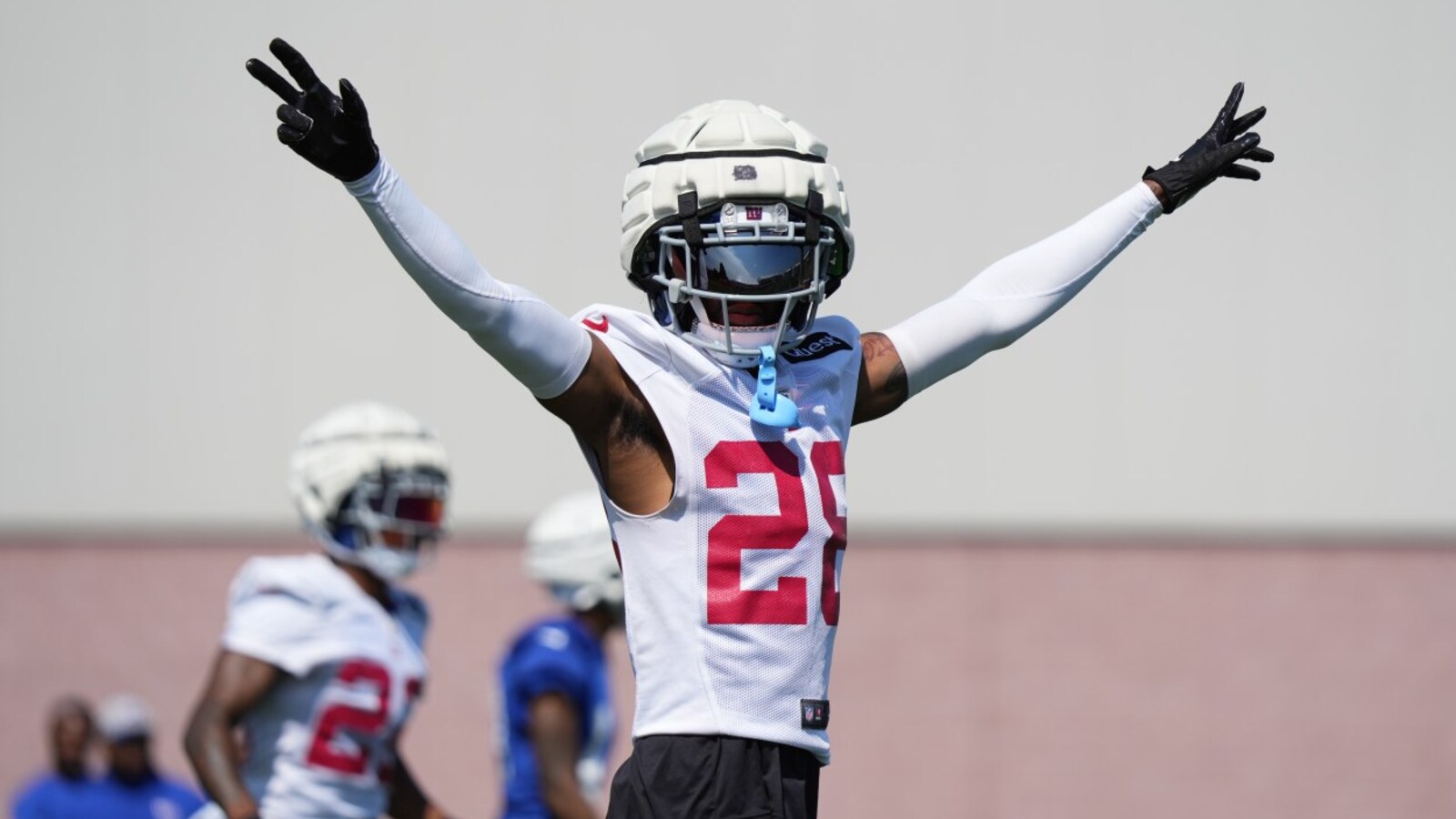 Giants expected to shake things up at CB2 again ahead of Week 2