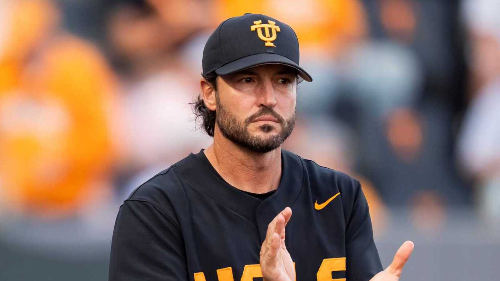 https://www.yardbarker.com/media/c/4/c442f70e6bd89cb2be129ffd91cac0ef27677329/thumb_16x9/giants-new-manager-change-future-landscape.jpg?v=1