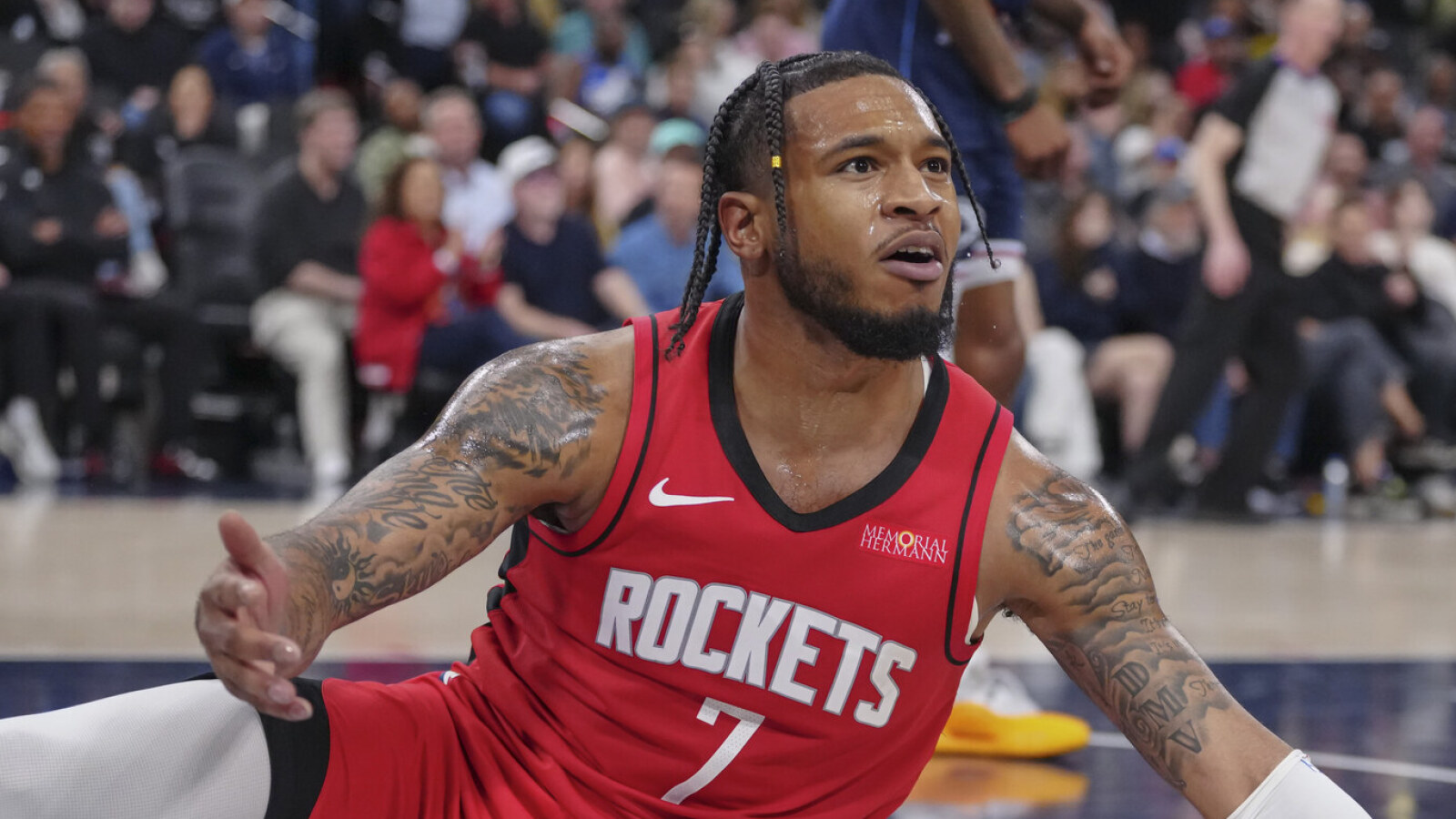 https://www.yardbarker.com/media/c/4/c466c04e231810bf665f691935add519e2b70d9f/thumb_16x9/wizards-steal-landing-20-year-old-scorer-via-trade.jpg?v=1