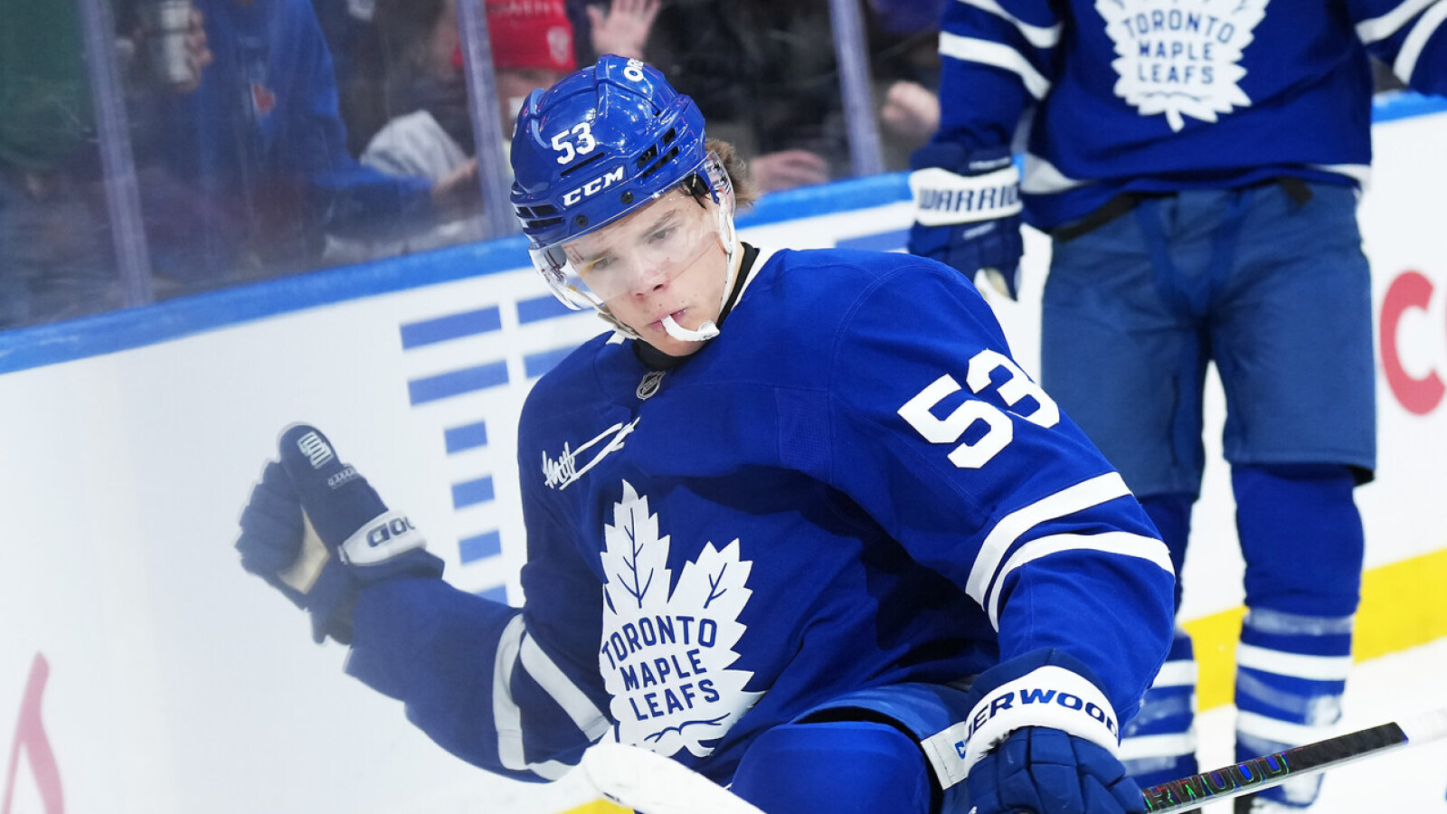 https://www.yardbarker.com/media/c/4/c47bac7259a3105d645a2e4cb107b5032651d537/thumb_16x9/dec-13-2025-toronto-ontario-toronto-maple-leafs.jpg?v=2