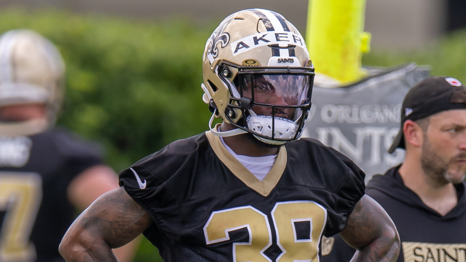 https://www.yardbarker.com/media/c/4/c480c36129e6273fcc5912db9d49c8b1cf9077a8/thumb_16x9/saints-sign-former-super-bowl-champion.jpg?v=1