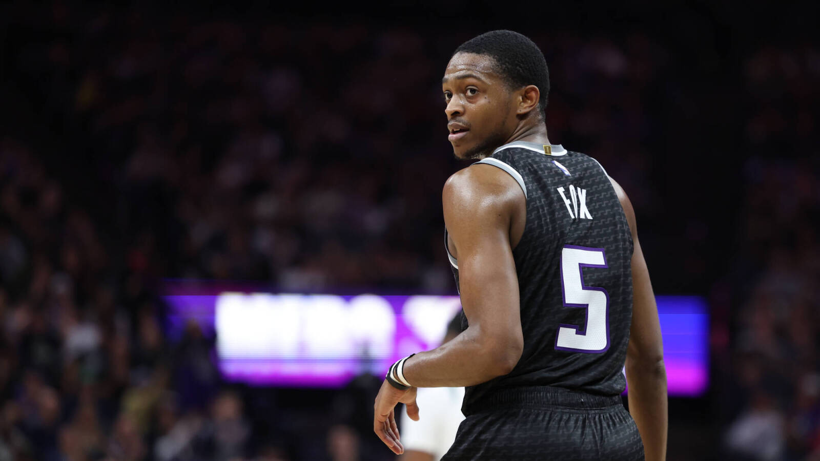 Watch: De'Aaron Fox shoots down the Bulls - Vimarsana News