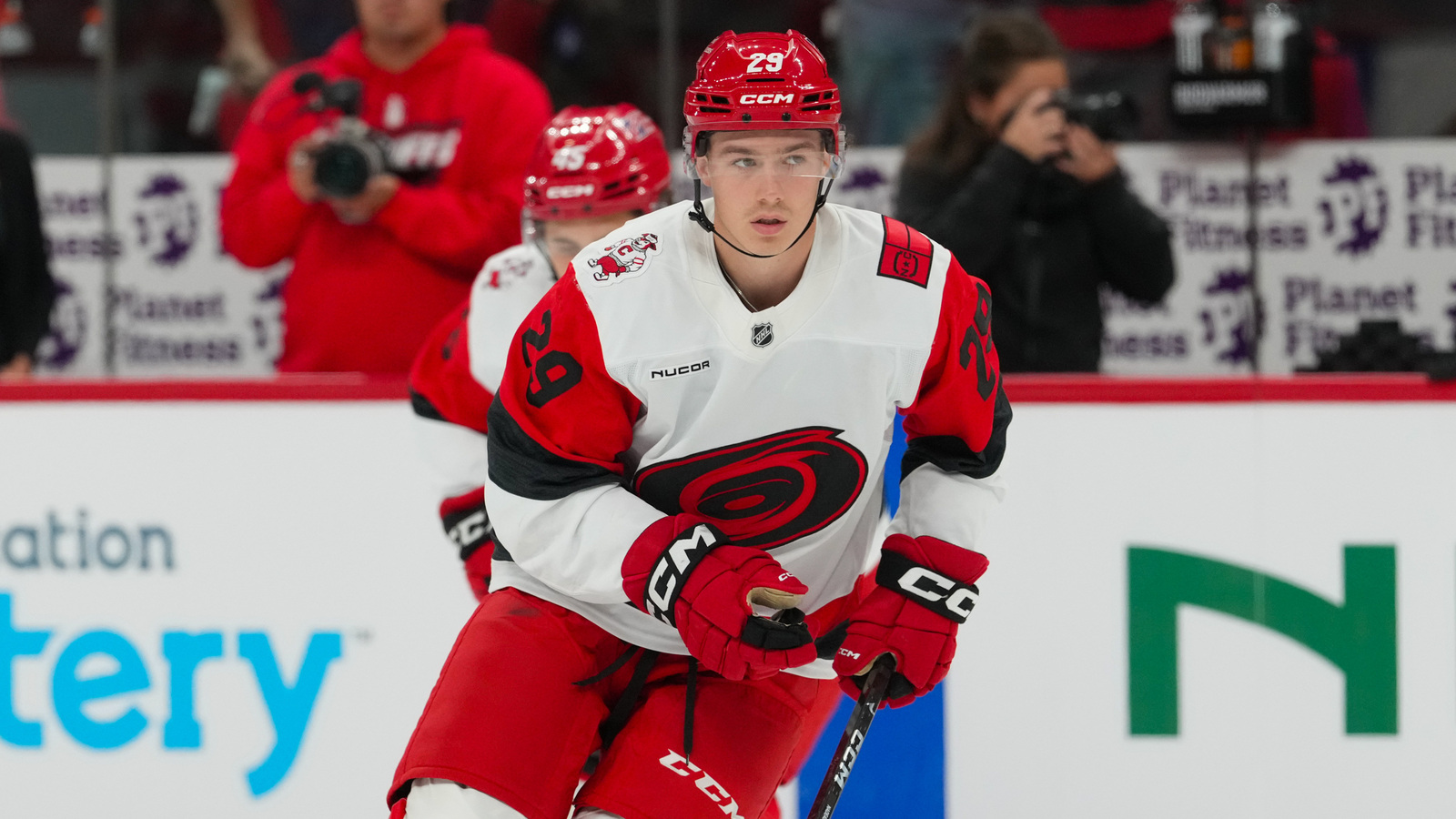 Hurricanes To Recall Bradly Nadeau