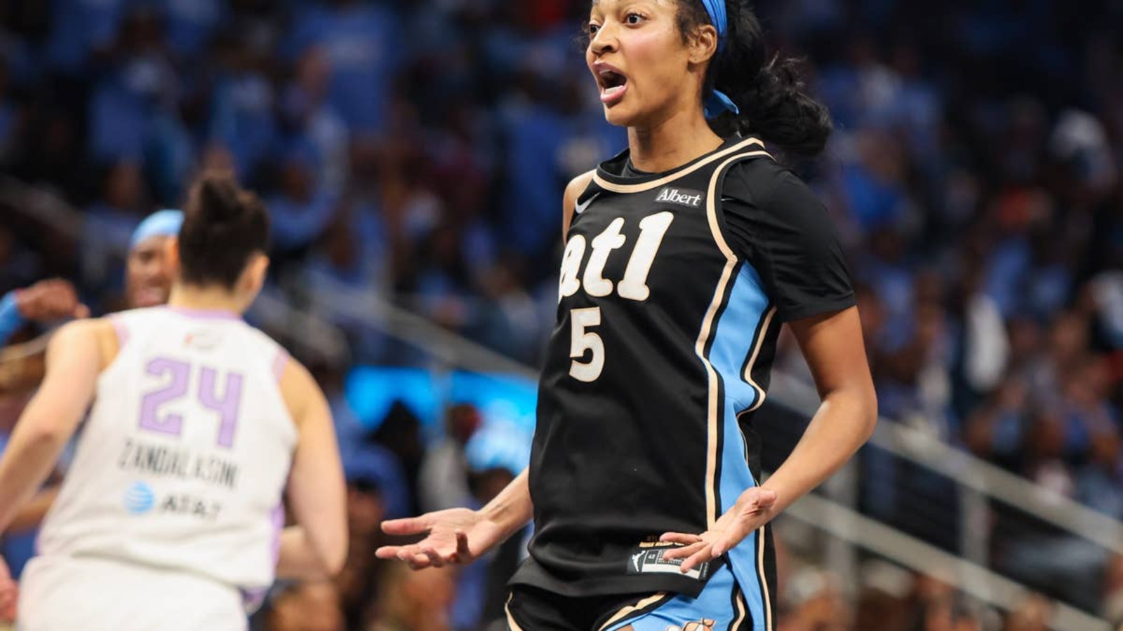 WNBA Media Called Out For Unfair Treatment Of Angel Reese | Yardbarker