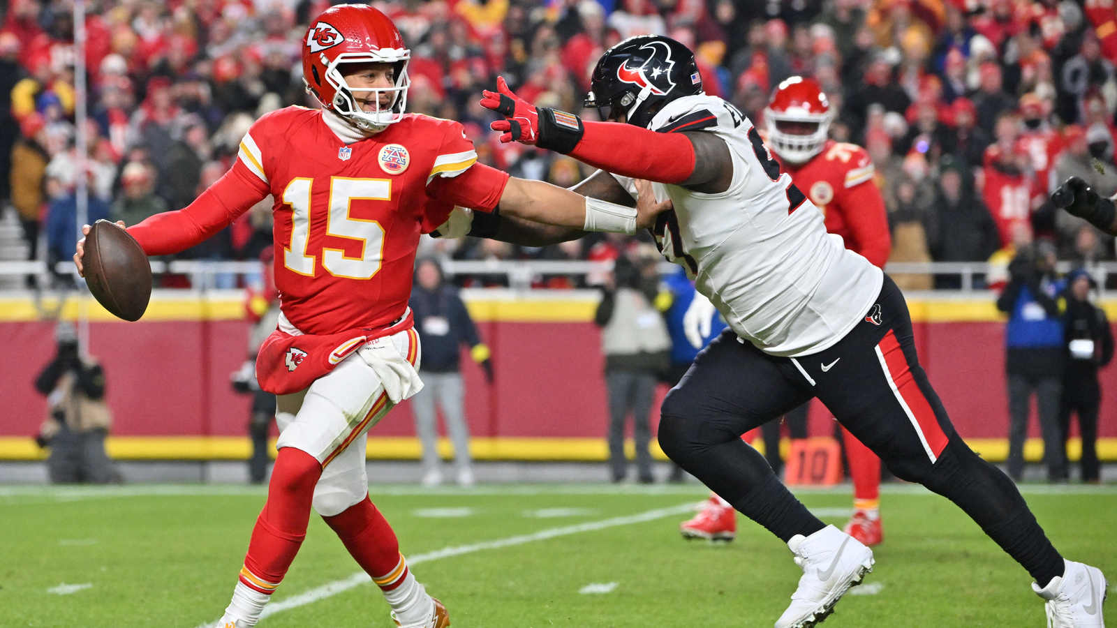 Houston Texans Sign Defensive Lineman Mario Edwards Jr.