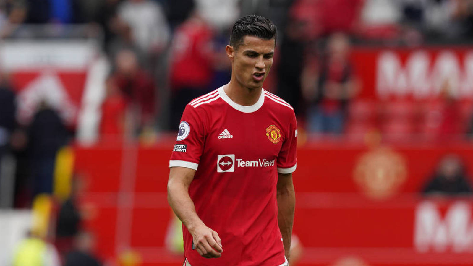 Man U upset by Aston Villa as Ronaldo watches helplessly Yardbarker