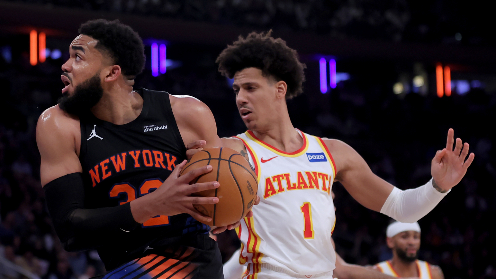 Knicks take 3-2 lead over Hawks with dominant Game 5 victory