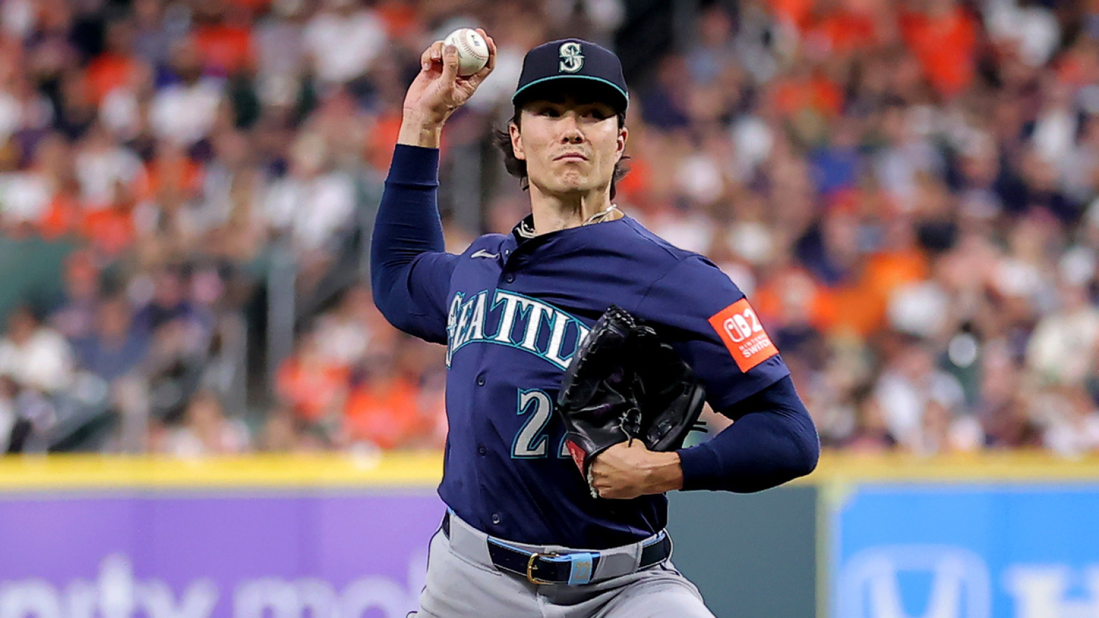 Mariners' Bryan Woo to undergo MRI for pectoral injury | Yardbarker