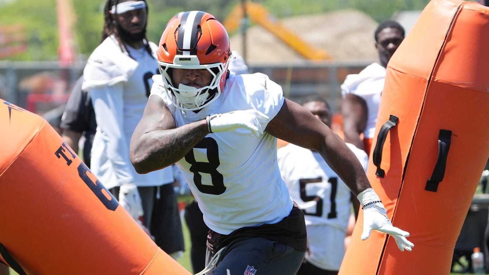 https://www.yardbarker.com/media/c/6/c621d51e5e124bf3b523aafc0512c968c1cd6e45/thumb_16x9/rookie-pro-bowlers-since-2015-quiz.jpg?v=1