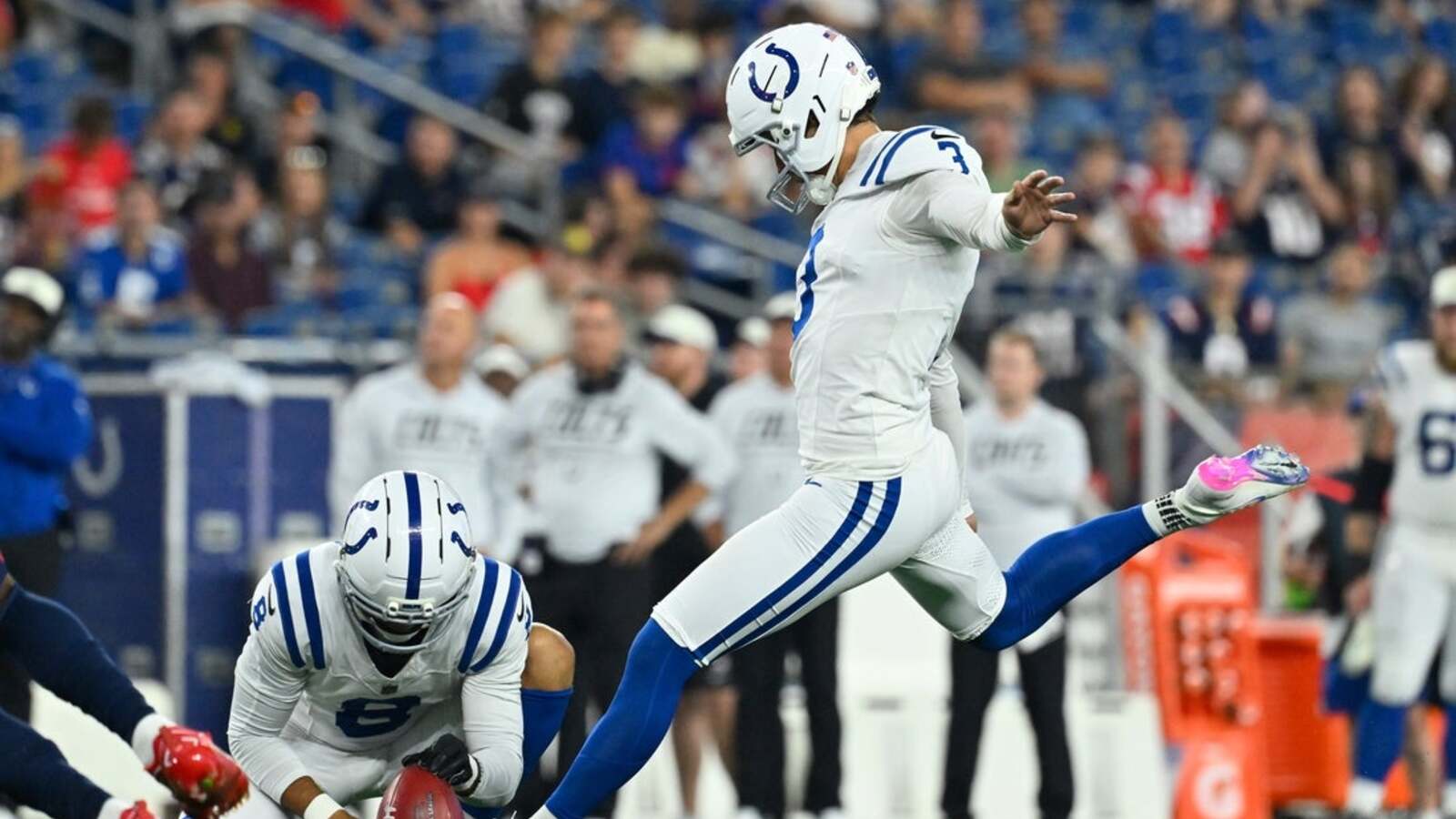 Colts' Special Teams Coordinator Brian Mason Suffers Knee Injury