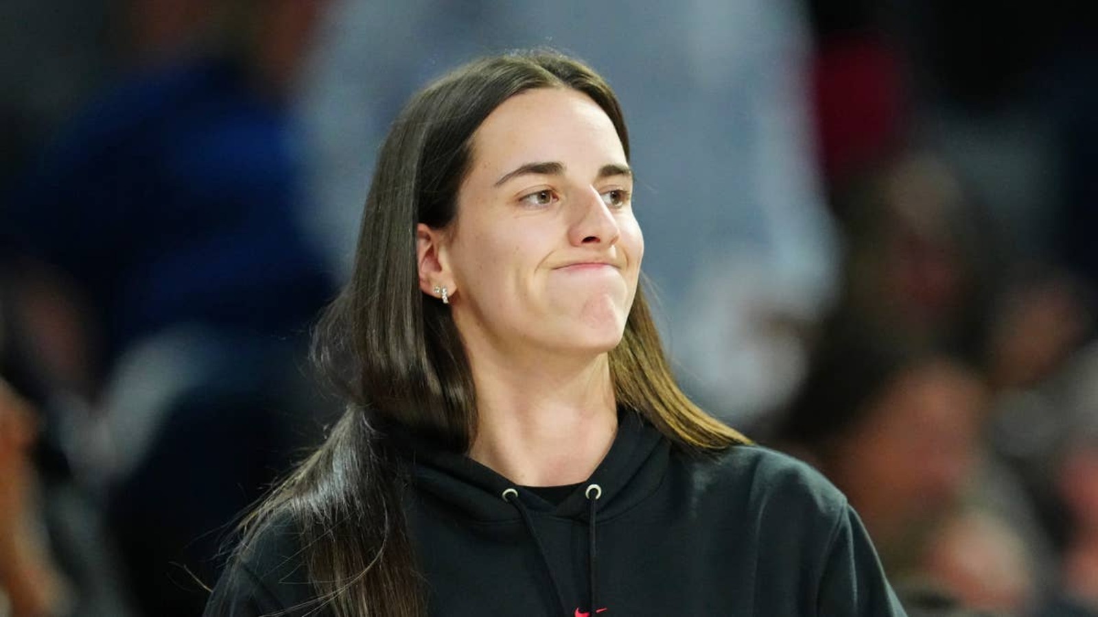 Former ESPN Star Calls Out Double Standard For Caitlin Clark, Azzi Fudd ...
