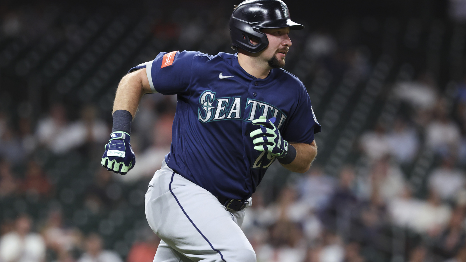 Mariners superstar lands on IL for first time in career | Yardbarker