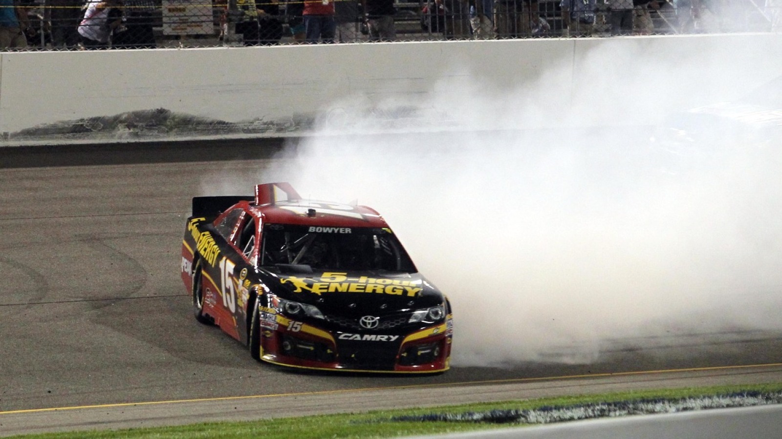 https://www.yardbarker.com/media/c/7/c78b9aa5c57e1a3612cc6bcb3add846652c75bb2/thumb_16x9/former-nascar-dishes-on-infamous-2013-spingate.jpg?v=1