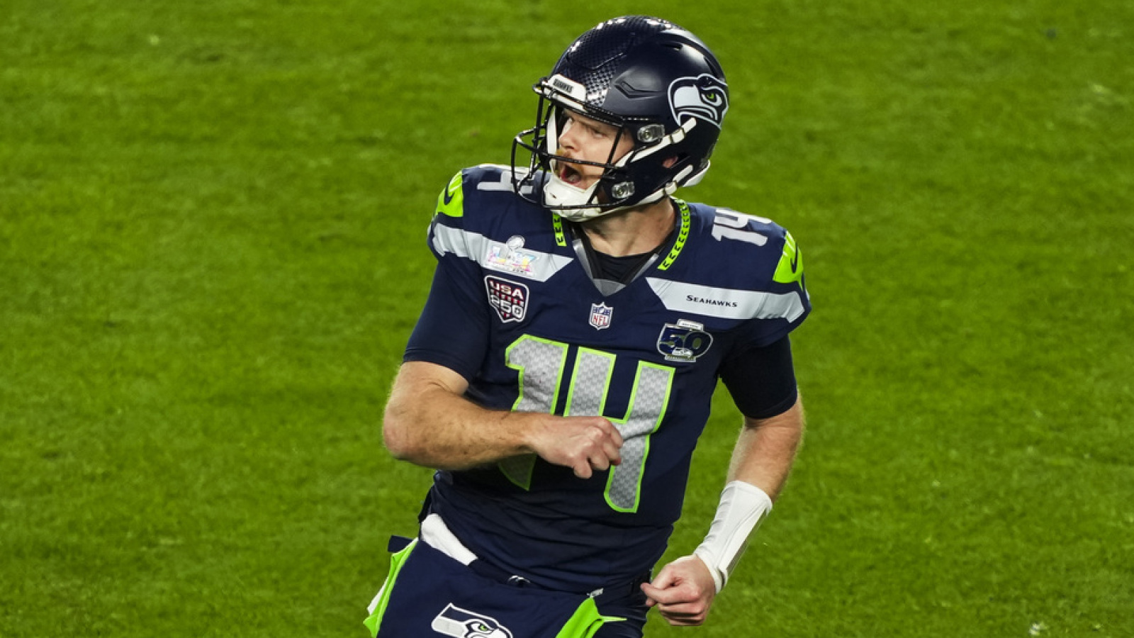 https://www.yardbarker.com/media/c/7/c7f0f1cfcd8d86610002563eb279c58c76728de9/thumb_16x9/14-win-nfl-quarterbacks-quiz.jpg?v=1
