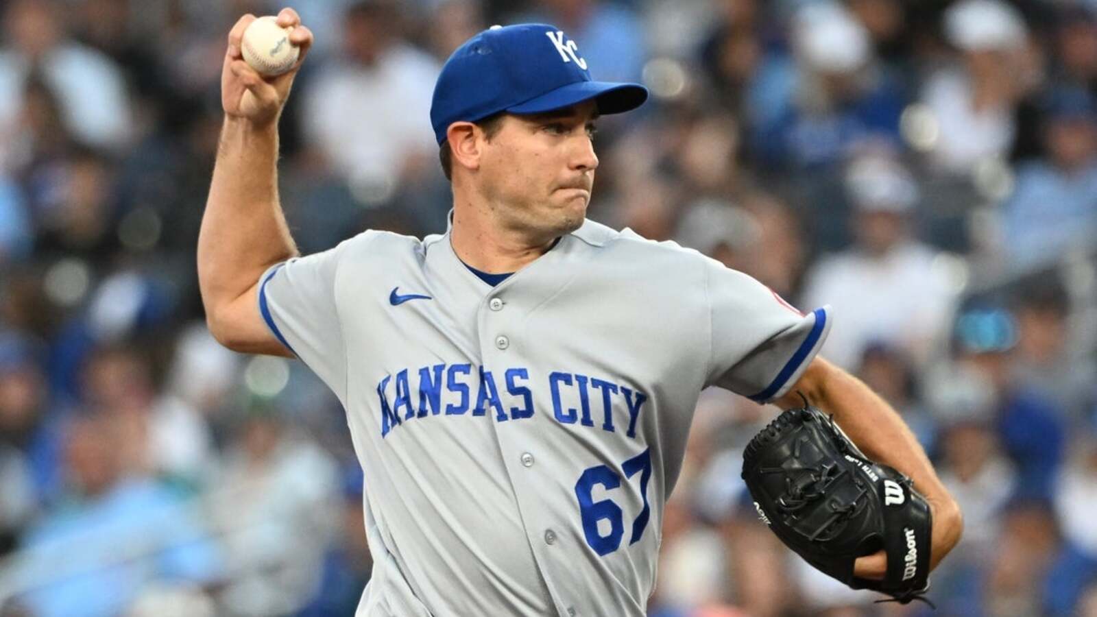 https://www.yardbarker.com/media/c/7/c7f45ce7e4c441f38e6f23c94ed790d30e792f35/thumb_16x9/29659455.jpg