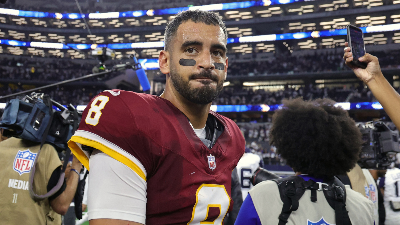https://www.yardbarker.com/media/c/8/c86bad56e0dde8e3ebd11d0679939fd4ad6b82cc/thumb_16x9/vintage-marcus-mariota-performance-helps.jpg?v=1