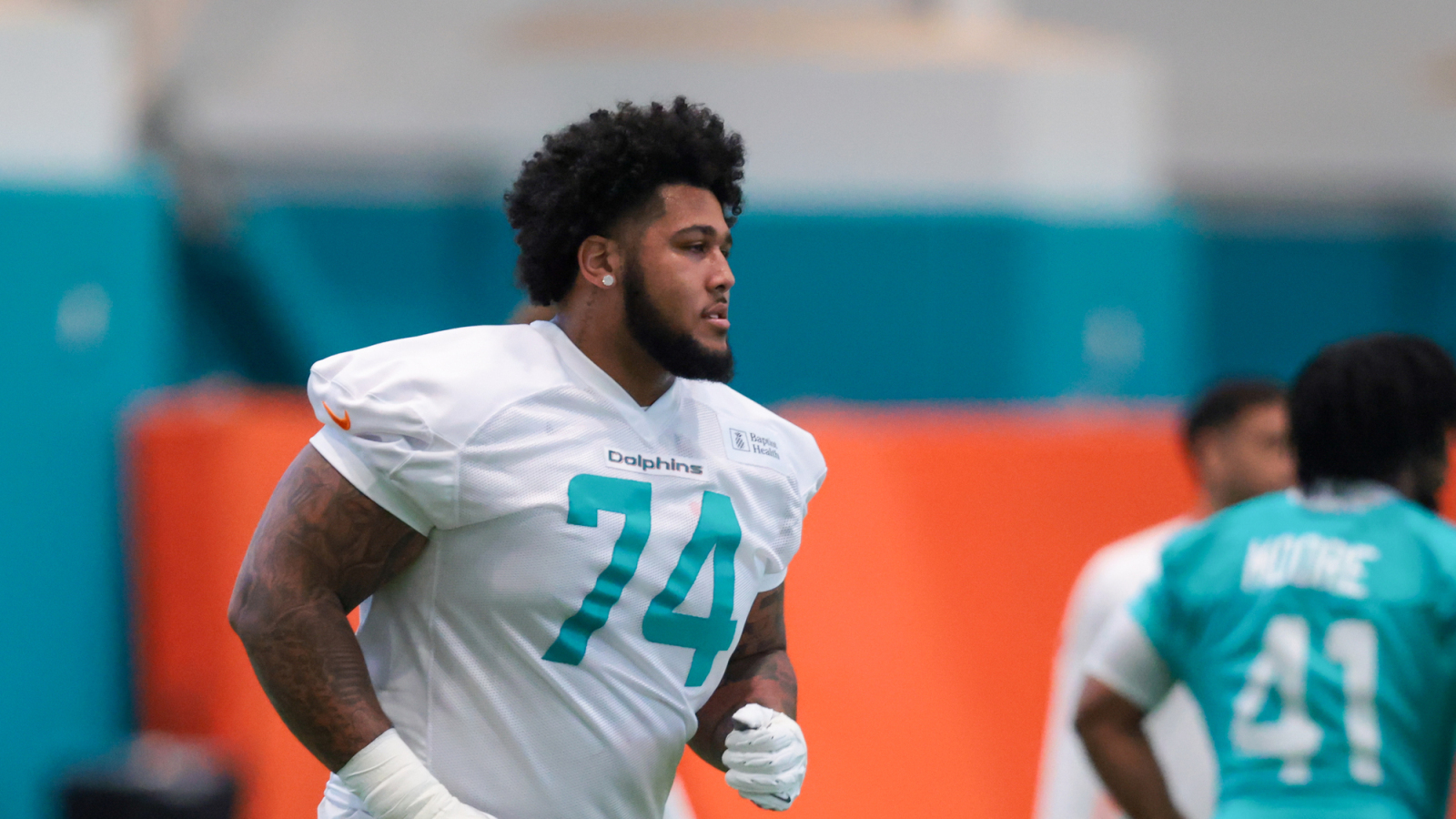 Proctor’s Progress at Guard is Key Storyline in Training Camp | Yardbarker