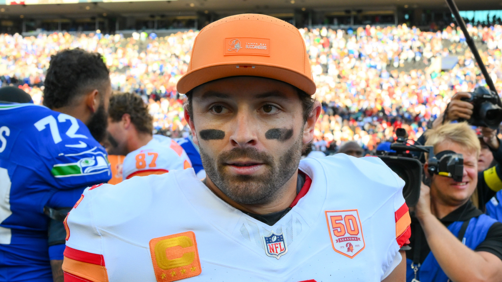 https://www.yardbarker.com/media/c/8/c8dd52dbd434428987f81774589560b43c4b6304/thumb_16x9/baker-mayfields-latest-message-his-critics-viral.jpg?v=1