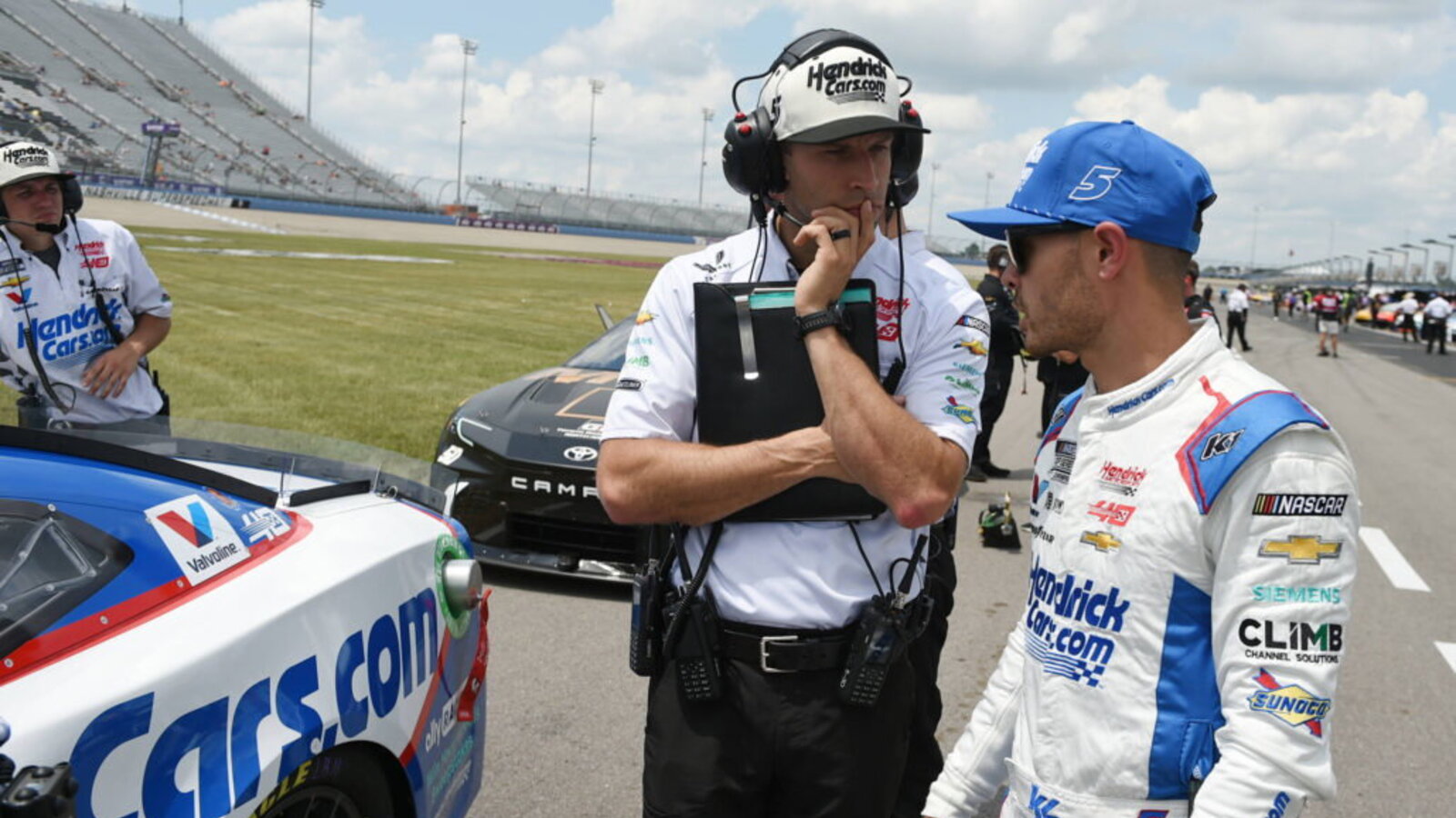 ‘I Did Not Get That Memo’- HMS President Publicly Dismisses Wild Social Media Theories Surrounding Kyle Larson